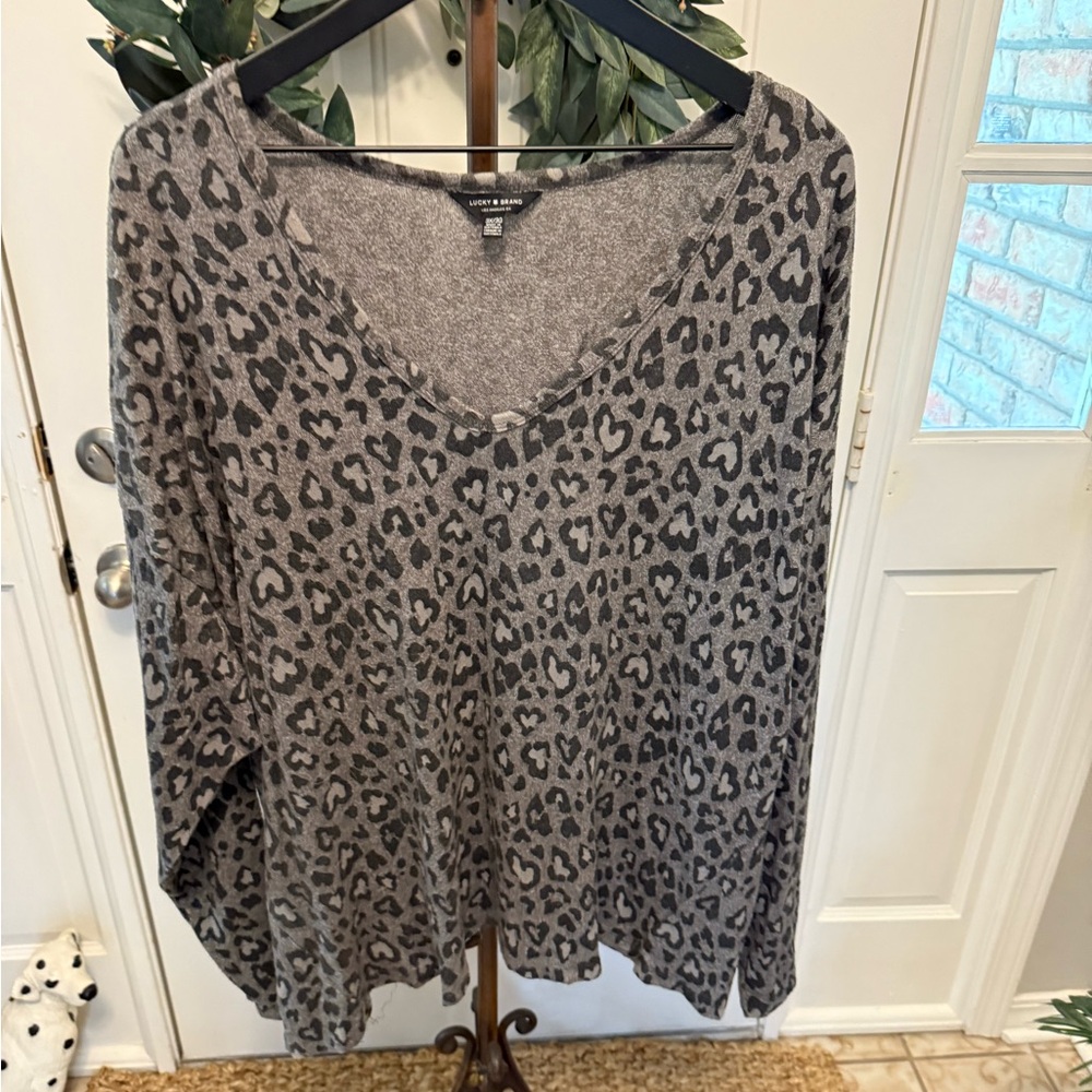 Lucky Brand Animal Print Leopard Print Cheetah Print V Neck Shirt Top LS 3X